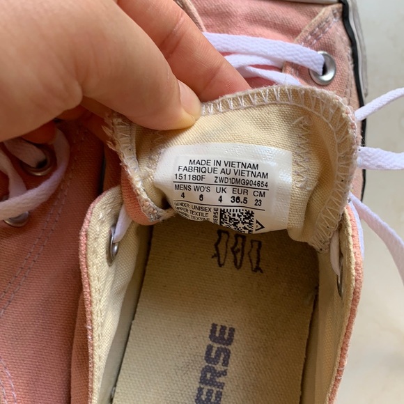 Pink/Salmon Converse - Picture 4 of 5